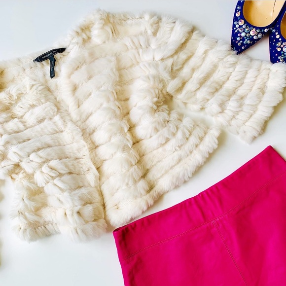 BCBGMaxAzria Sweaters - BCBGMAXAZRIA Fur Cropped Cardigan 💛